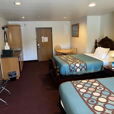 Super 8 By Wyndham Rexburg Ξενοδοχείο Εξωτερικό φωτογραφία