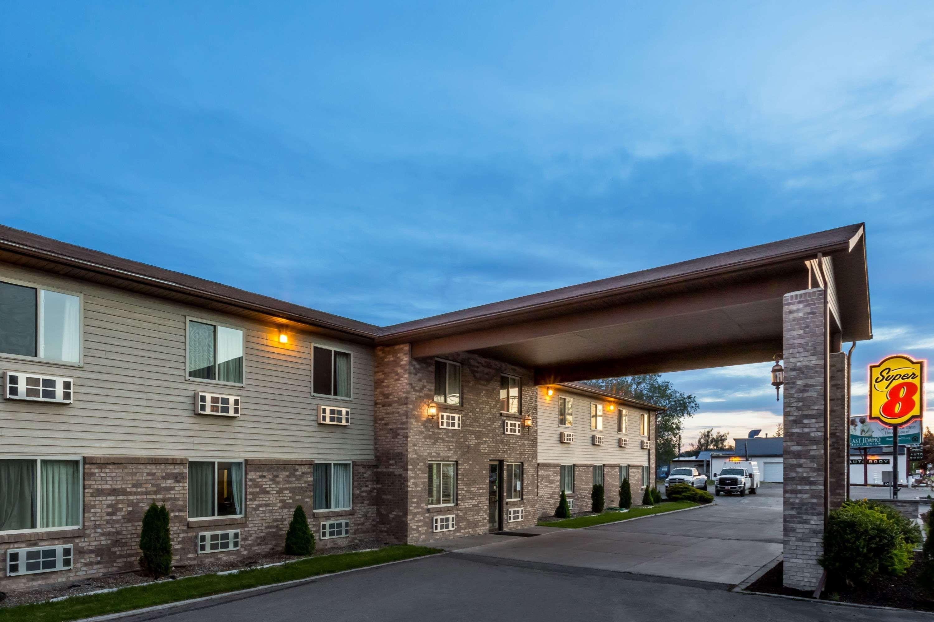 Super 8 By Wyndham Rexburg Ξενοδοχείο Εξωτερικό φωτογραφία
